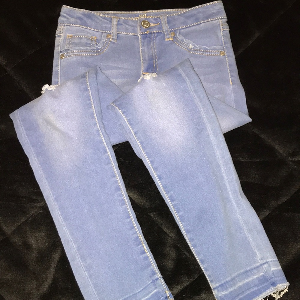Girls Wallflower Distressed Jeans